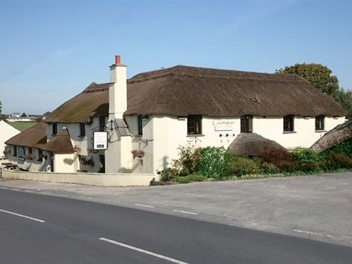 Welche Hotels liegen am nächsten am Exeter Airport? Launceston Exterior foto